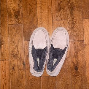 UGG slippers🍄🗣⚡️